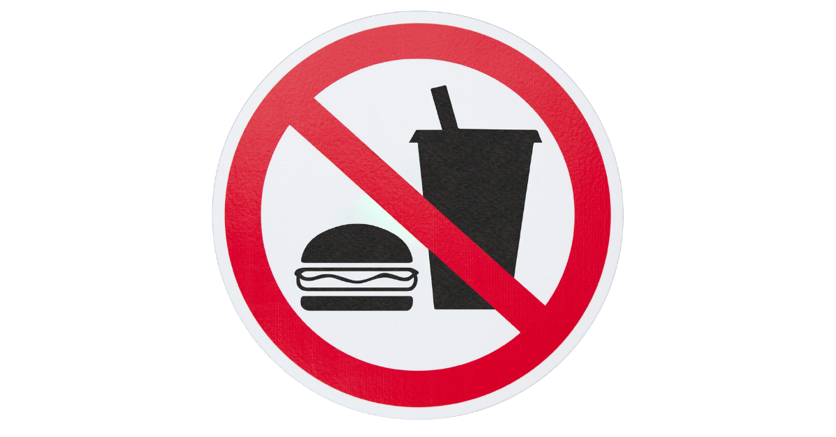 Prohibición de comida basura en una dieta para higado graso